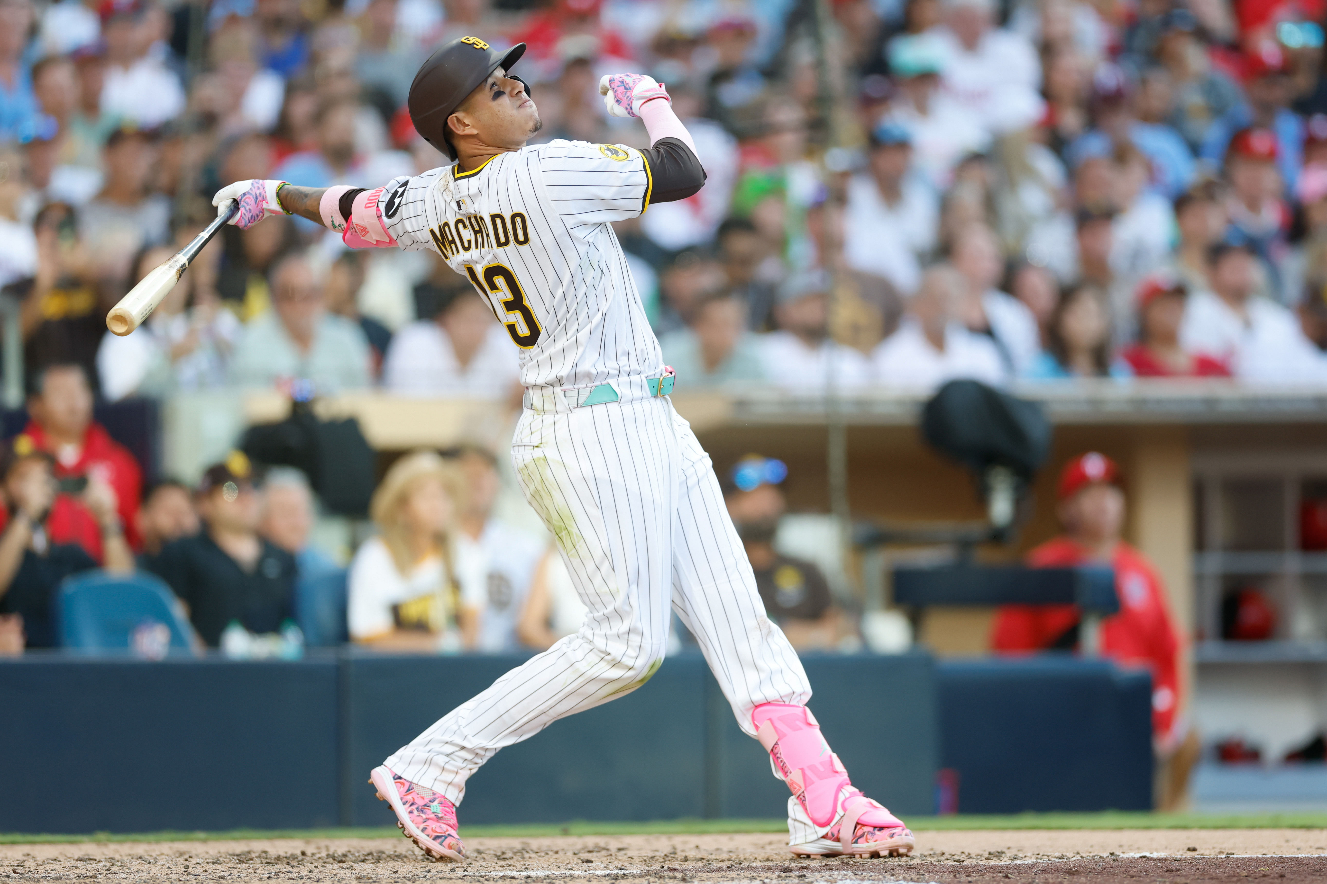 Manny Machado has a chance to leave his mark with a big fly (Credits: IMAGN)
